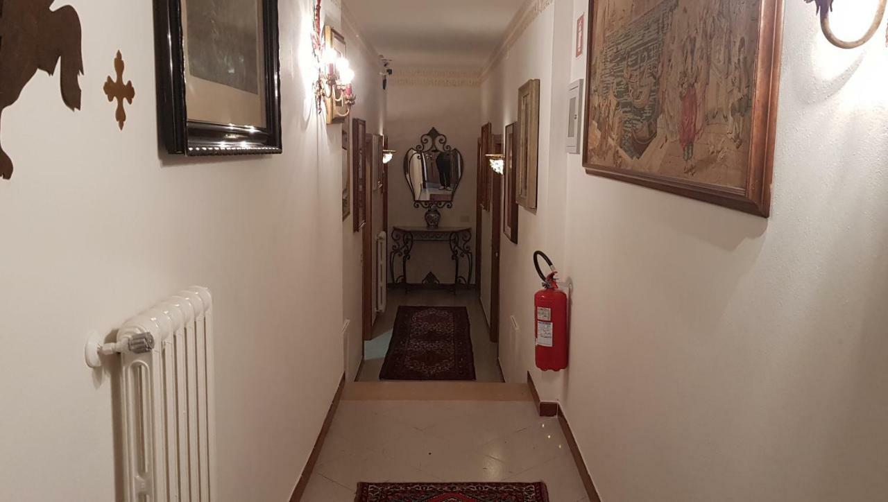 Il Canto Del Fuoco Caiano Esterno foto